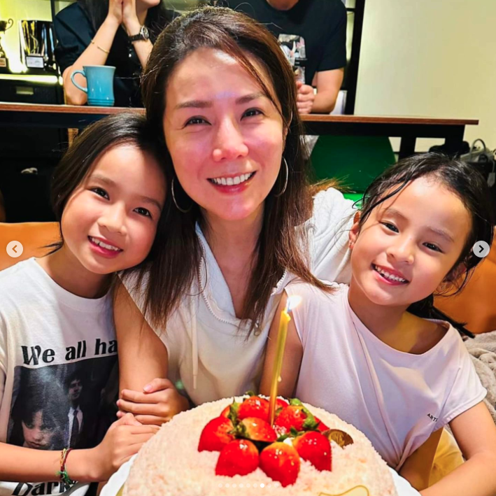 按摩發現有腫塊！51歲女星罹癌「崇尚自然療法」不化療　2年後復發「擴散至淋巴」崩潰：在家等死