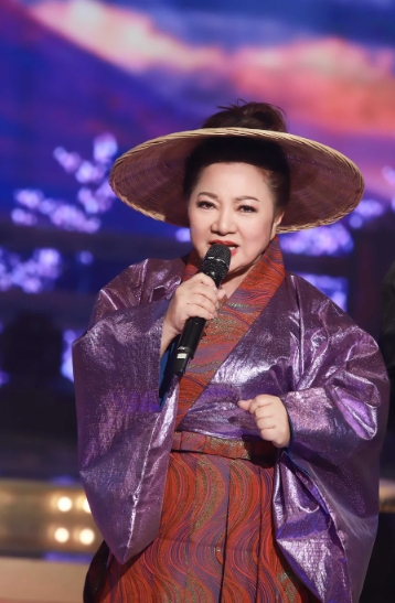 突拋震撼彈！70歲白冰冰鬆口「生命在倒數計時」　曝狀況「毫無知覺」：聰明得太晚了