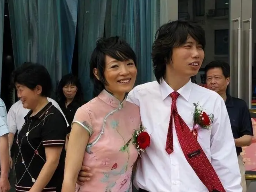 被譽為「小蘇芮」！23歲爆紅「39歲從7樓一躍而下」　2任丈夫「無人參加她的葬禮」為爭遺產：把岳母告上法庭