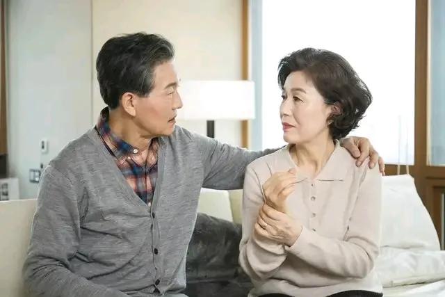 老伴去世後！兒子接我同住「兩晚空調被關」　生氣回老家「兒媳找上門」：誤會大了