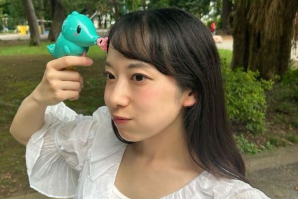 民眾車站倒地不醒！正妹熱血救人「身份曝光」竟是大名鼎鼎的她