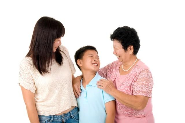 在兒子家貼金帶娃！親家母登門「想把我趕出去」　我默默出手「兒子全家輪流求我」