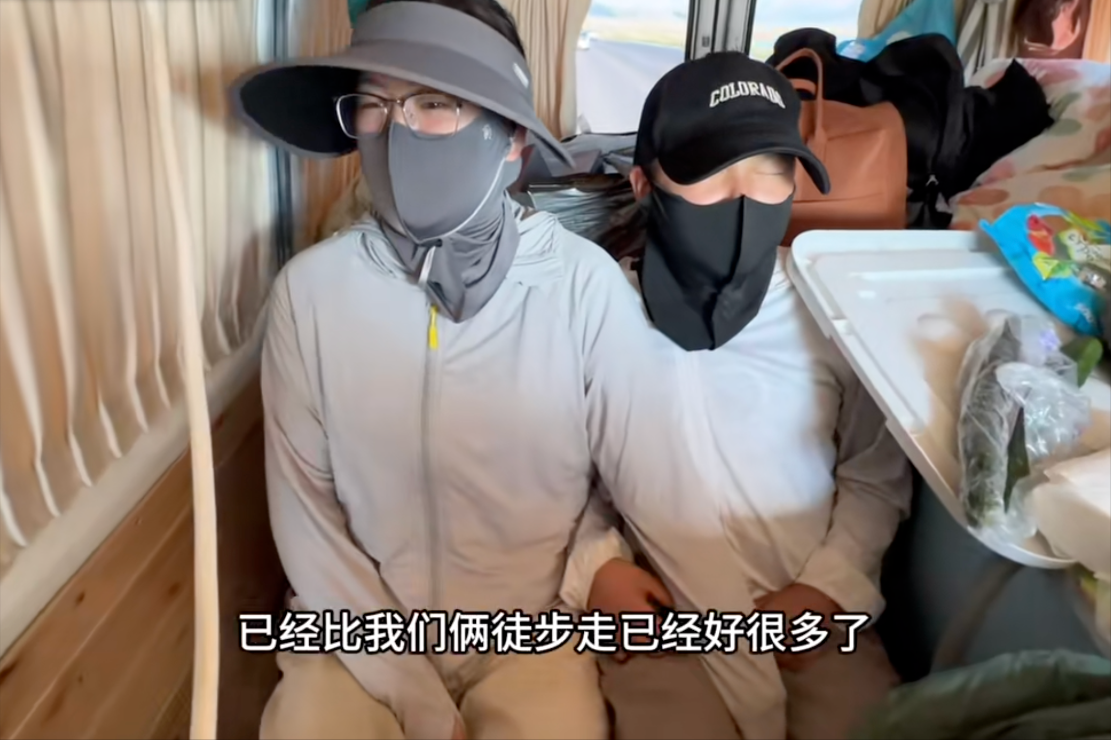 一家三口自駕旅遊！丈夫因瑣事「將妻兒丟在公路上」　高溫下步行幾公里「結局曝光」網友：這男人還能要？