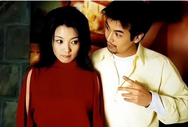 被蒙在鼓裡！清純女星「18歲生女離婚」以為遇良人　看新聞才知「枕邊人竟是20多年通緝犯」