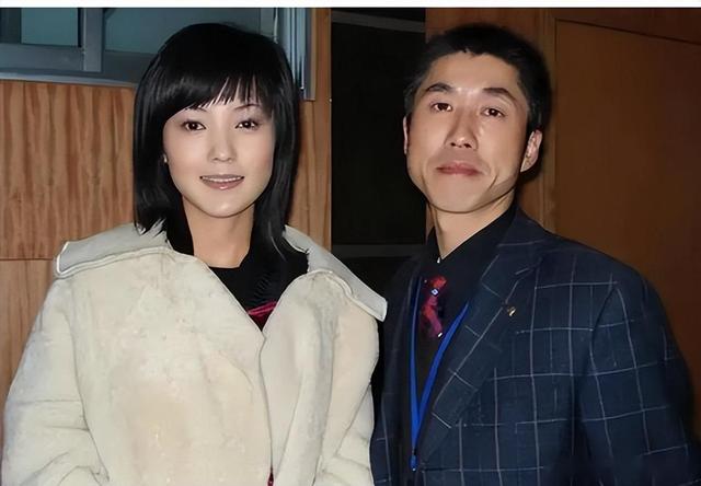被蒙在鼓裡！清純女星「18歲生女離婚」以為遇良人　看新聞才知「枕邊人竟是20多年通緝犯」