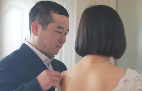  婚前未婚夫「去參加同學會」！接到一通電話，我淚如雨下「決定取消婚禮」 