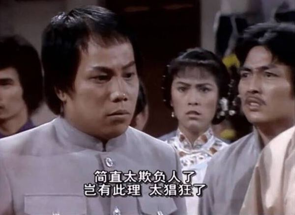息影多年！77歲男星「滿頭白髮、身形消瘦」突露面　怒揭「某男星真面目」：只會醜化人