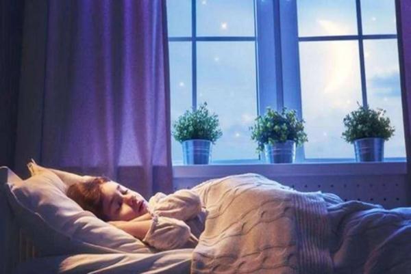 睡眠品質大提升！四大穴位按摩法助你夜夜好眠　睡前小習慣讓你一覺到天亮