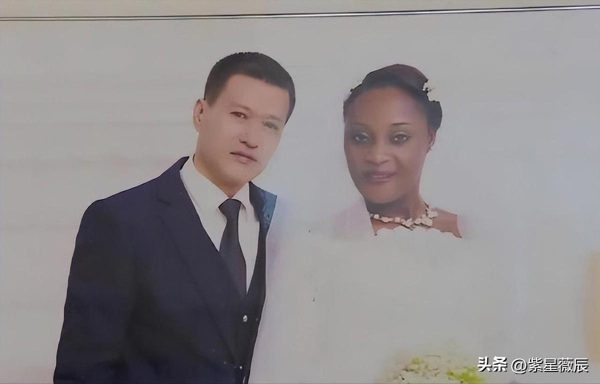 一見鐘情！40歲大叔執意「娶22歲非洲女孩」　帶回國「生下混血兒」近況曝光：令人唏噓