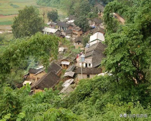 繼母伺候30年！父親臨終前「遺囑只給她1萬元」　辦完後事「我偷偷改掉」