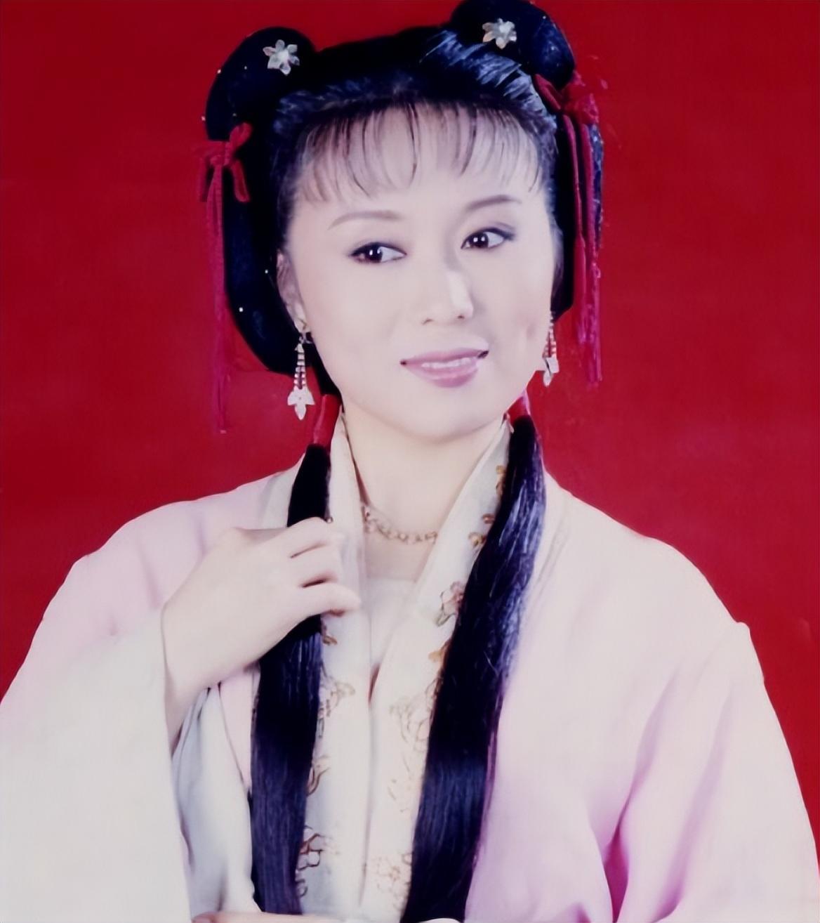 他長得帥演技好！25歲時不顧反對「娶大15歲妻子」　21年後「近況曝光」出乎意料