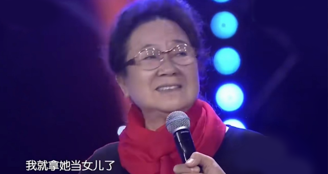 他長得帥演技好！25歲時不顧反對「娶大15歲妻子」　21年後「近況曝光」出乎意料