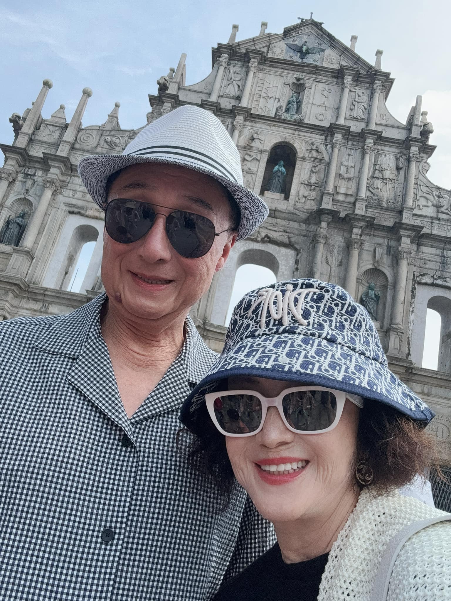 需要大家的祝福！78歲資深女星「入院動刀」：一個月開2次　曝術後畫面「親自報平安」