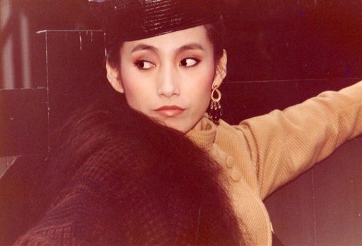 多年前暴瘦!資深名模認了「罹大腸癌3期」 熬過「14次化療、49次放療」現況曝光