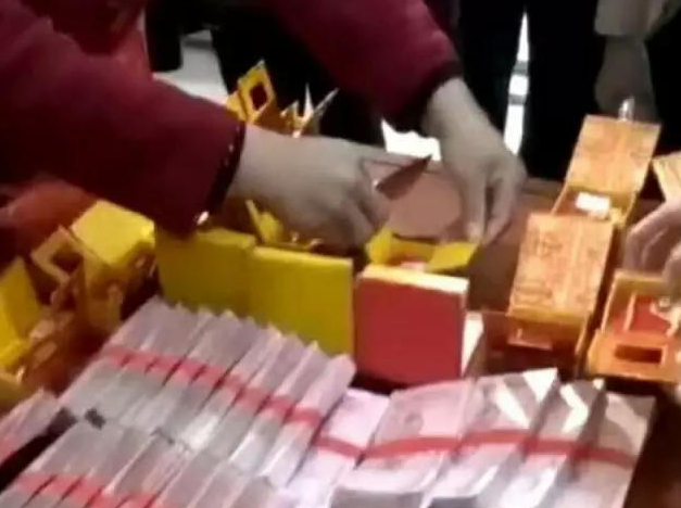守寡多年！剛過門的媳婦卻收下100萬聘金「將我嫁給老光棍」　我做「一決定」他們全傻眼