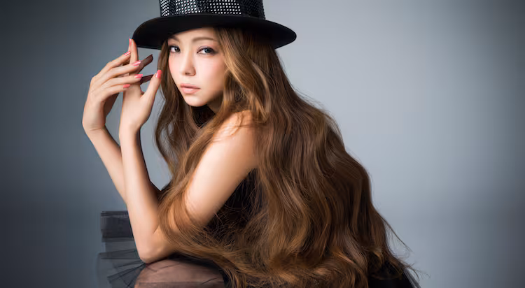 引退6年！大咖天后「輕便出遊被目擊」現況引熱議　身旁出現「27歲年輕男子」身分曝光