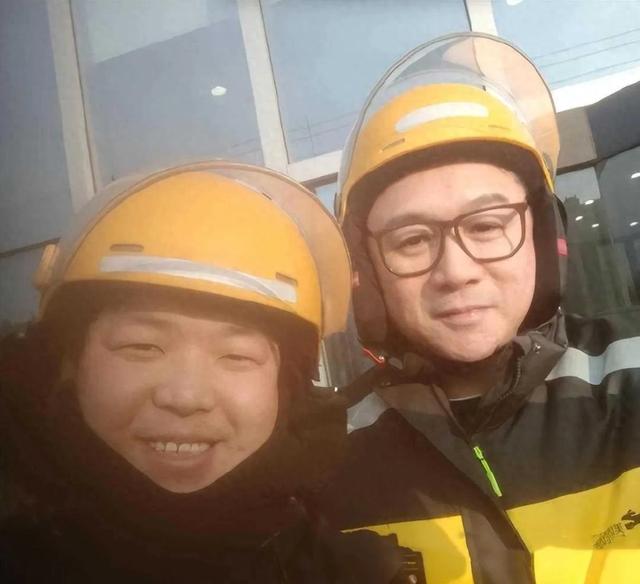 曾紅極一時！知名男星「被爆跑外送」路人秀合照　有前科「害了2條人命」不敢復出