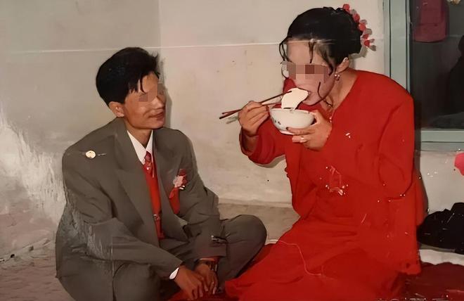 家裡窮！卻花高額聘金娶「啞巴」被酸：撿了沒人要的　幾年後妻子成「無價之寶」大家都羨慕我