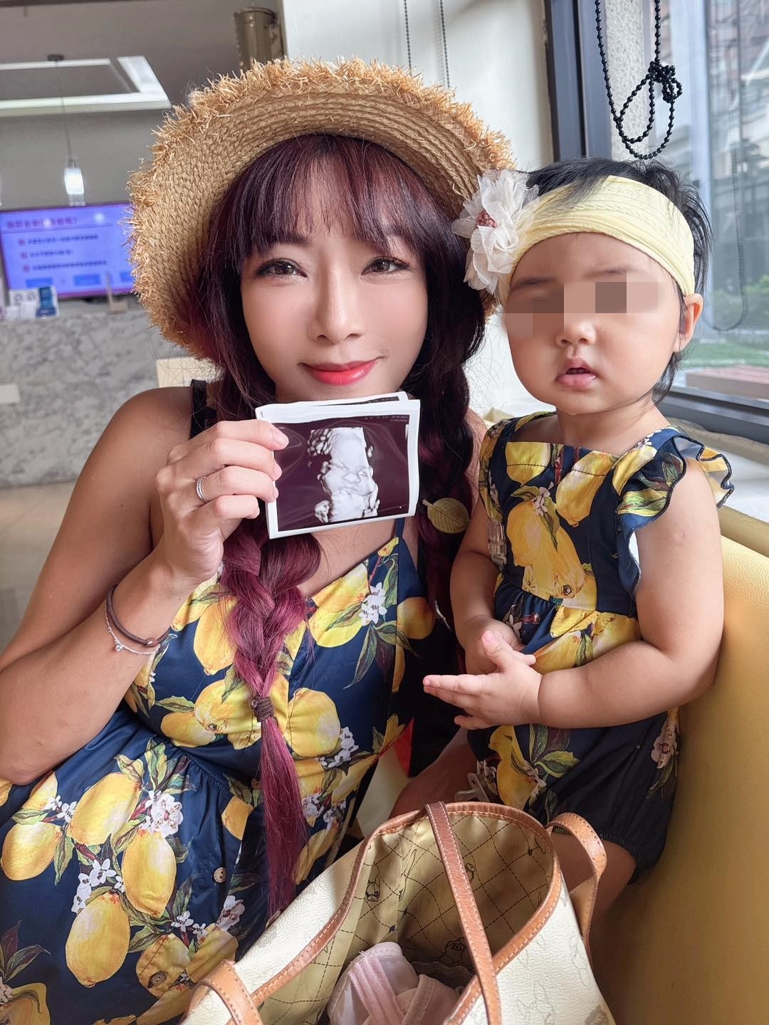 40歲女星生了！順產雙胞胎「正式升格5寶媽」　「見女兒萌臉」忍不住：還想繼續生