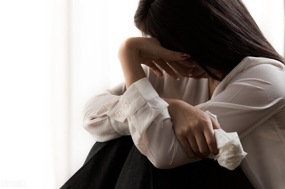 大姑結婚8年未孕！她給50萬讓我「替她生一個」　老公三思後「一番話」我懵了：該同意嗎？