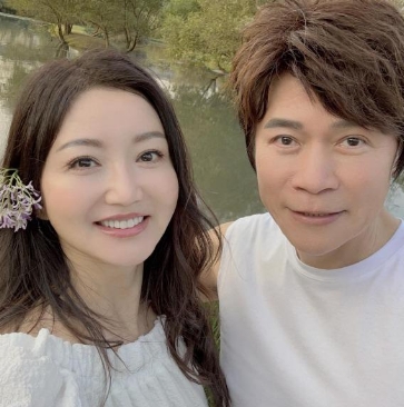 才剛嫁女兒！洪榮宏「結婚8年驚傳喜訊」　愛妻鬆口「我們家又添丁了」
