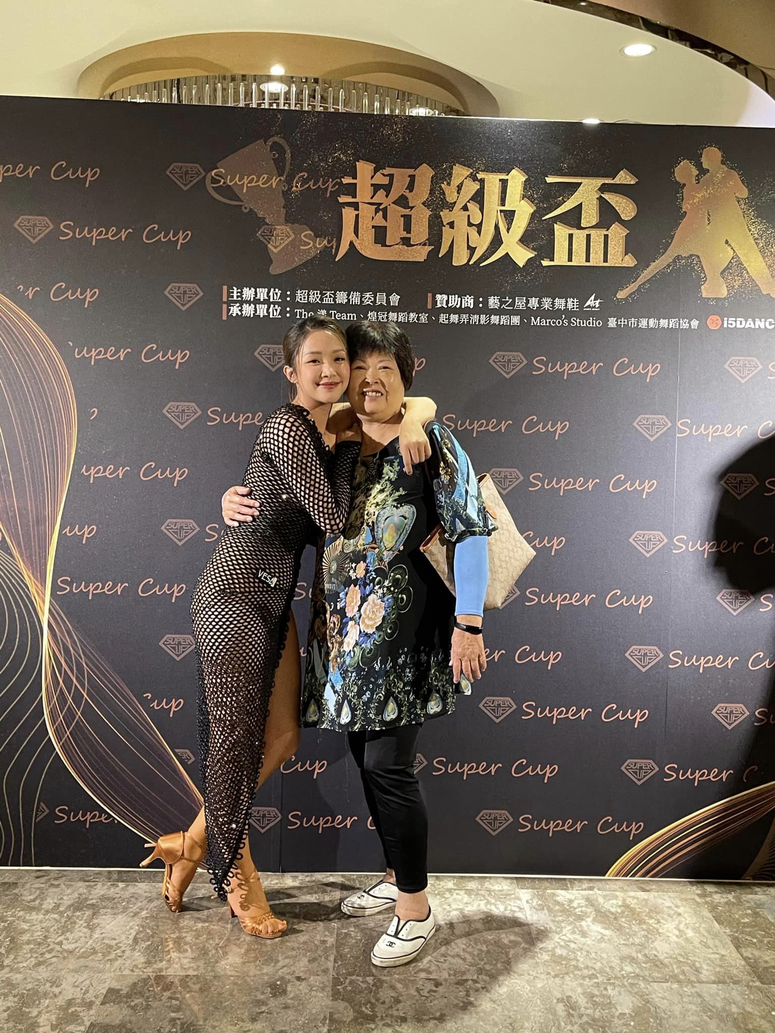 摯愛罹癌三期！賴慧如認「每晚崩潰痛哭」仍強顏歡笑　幼年被丟孤兒院「是她一手拉拔大」