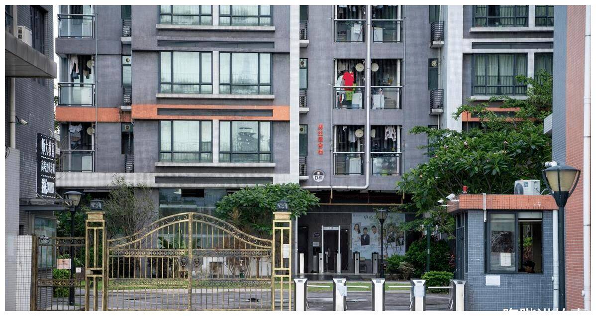 爸媽搬去大城市養老「1萬賣掉老家」　房子剛拆遷「突接到二叔電話」
