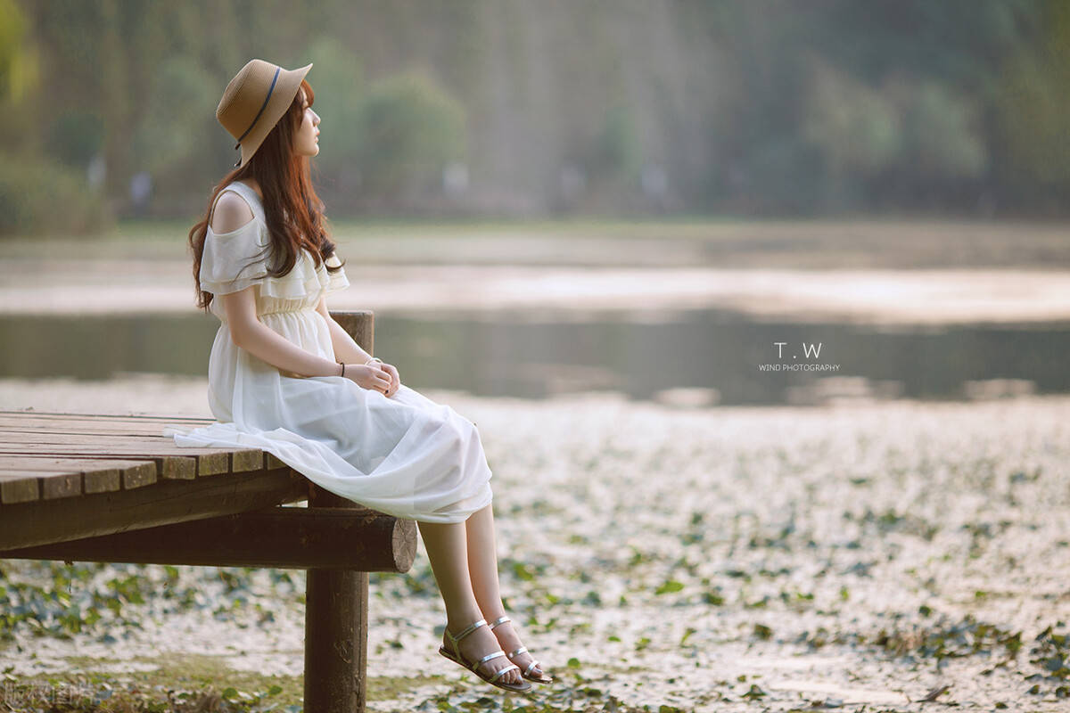 外表堅強如鐵，內心柔情似水：揭秘天蠍、摩羯、獅子三大星座女的深情世界