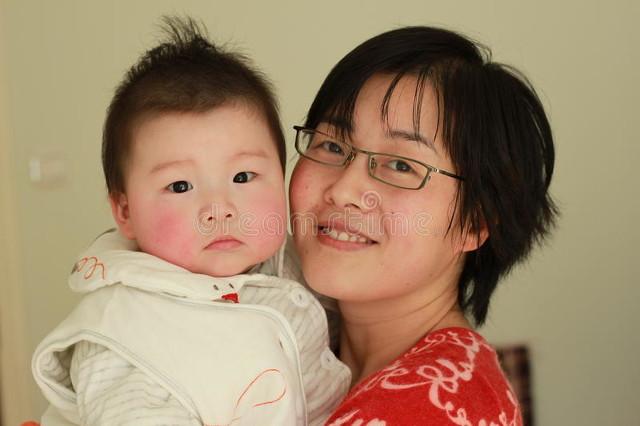 大伯喪妻喪女！大伯照顧懷孕侄媳「每天卻神秘外出」，侄媳偷偷跟隨才發現原因