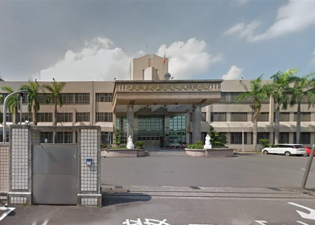 遲遲沒來上班！高雄女監「女科長驚傳家中身亡」　同事著急詢問家屬「才得知噩耗」