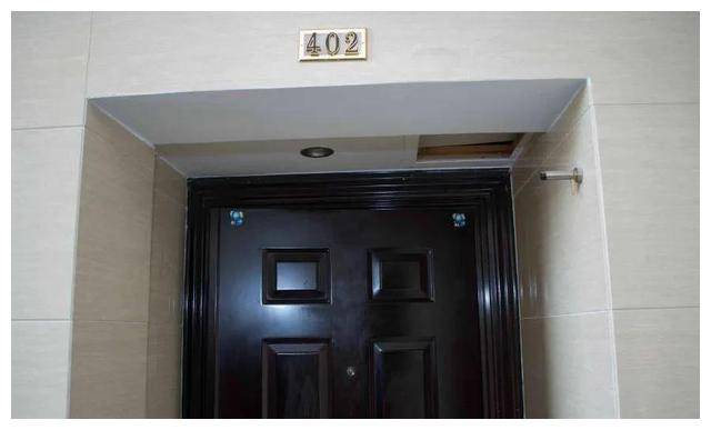 22歲女大生「亂丟衛生棉」竟引發一樁命案！55歲男教授「被判13年」自首後悔痛哭