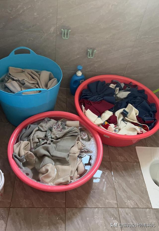 越來越多人不裝窗簾了!學學「現在的流行做法」:省錢實用又好看