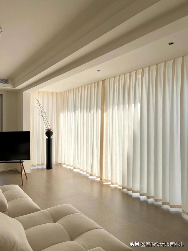 越來越多人不裝窗簾了!學學「現在的流行做法」:省錢實用又好看