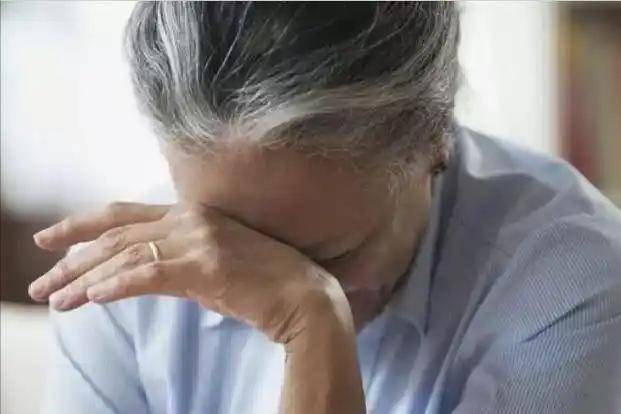 58歲大叔晨間運動驚傳「腦梗去世」　醫生提醒：過了55歲，早上盡量遠離2事