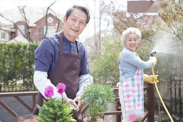 64歲阿公「高血壓併發症」去世！醫生提醒：長期吃降壓藥　冬季「做好4件事」血壓更穩定