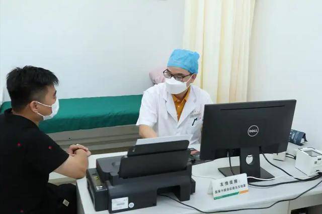 64歲阿公「高血壓併發症」去世！醫生提醒：長期吃降壓藥　冬季「做好4件事」血壓更穩定