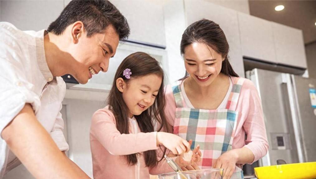 公公養情人15年！婆婆「堅決不離婚」我心疼又不解　公公去世後「婆婆坦白原因」才知我想得太簡單