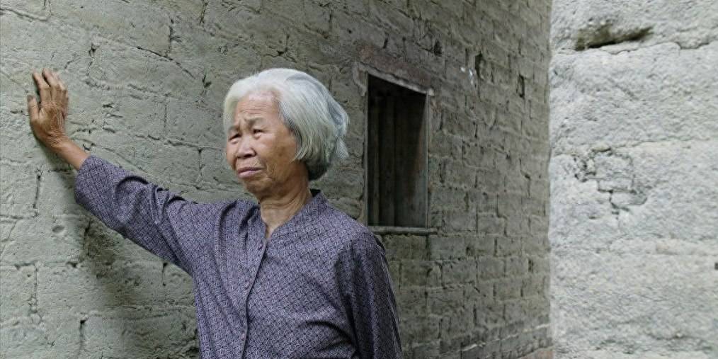 公公養情人15年！婆婆「堅決不離婚」我心疼又不解　公公去世後「婆婆坦白原因」才知我想得太簡單