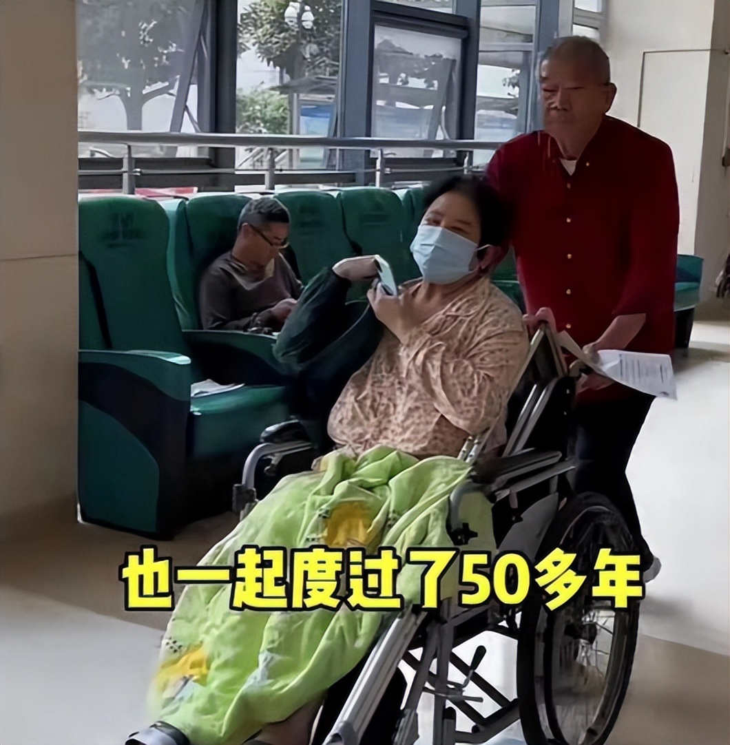 兒女早已長大成家！67歲意外懷孕「執意生下三胎」　6年過後「近況曝光」遭網友怒批：害苦孩子