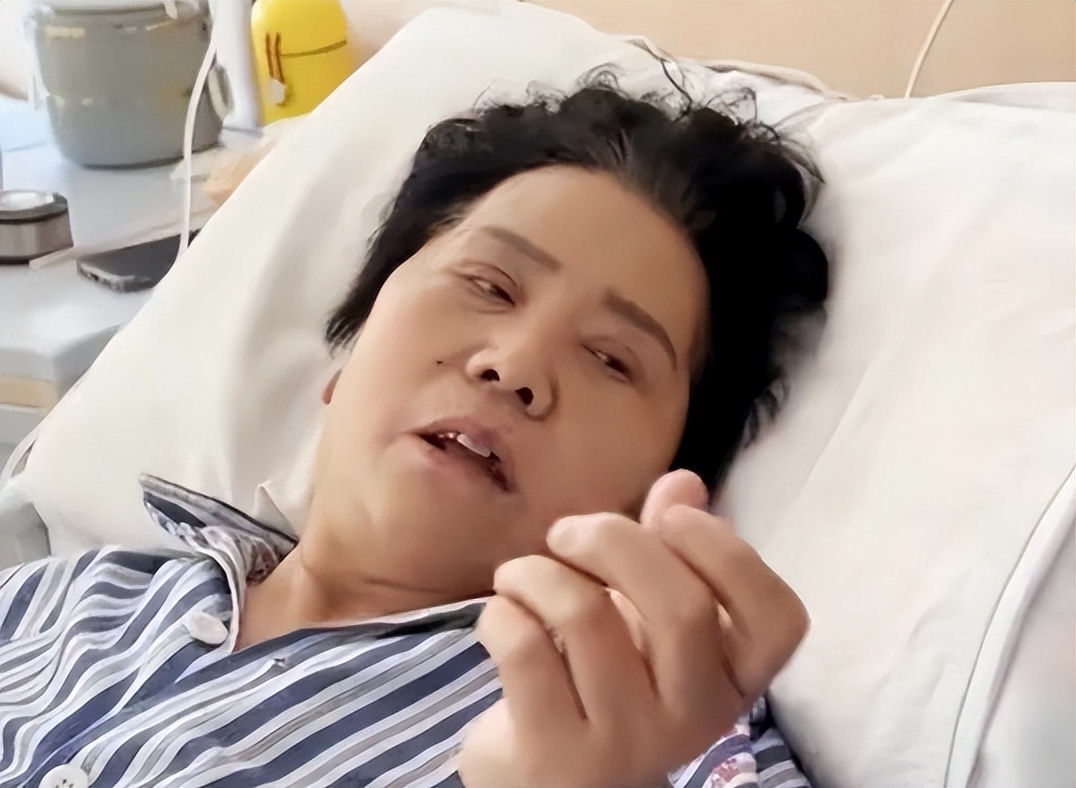 兒女早已長大成家！67歲意外懷孕「執意生下三胎」　6年過後「近況曝光」遭網友怒批：害苦孩子