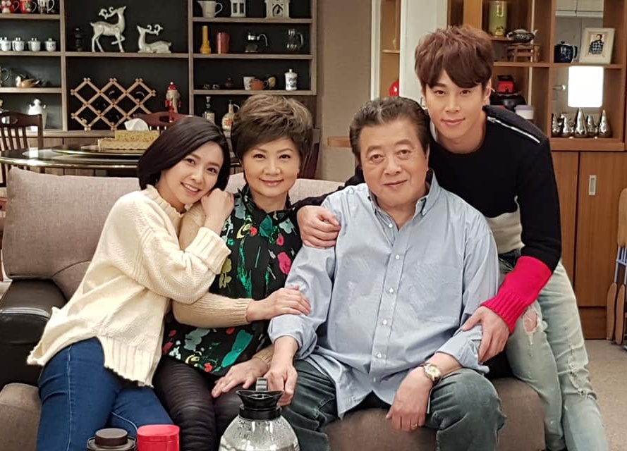 離婚又復合!75歲林在培憶「妻被宣告剩4個月」砸800萬救命 「為妻一夜白髮」不喊累:珍惜再續緣分