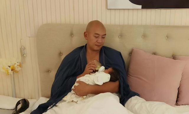  演活反派！43歲男星「迎來前世情人」　遭爆無戲可拍「轉行機場工作養家」