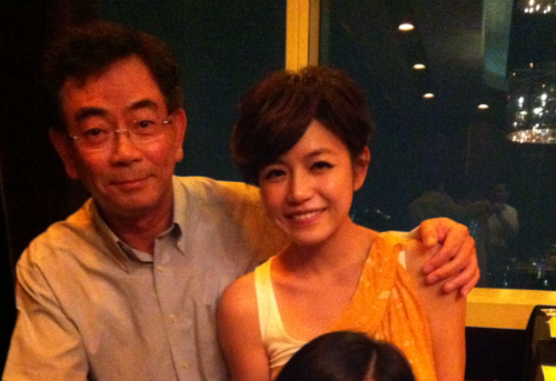 痛失摯愛！41歲大咖女演員「悲痛連曬9張照」　感傷發聲：「我還是會一直愛您...」