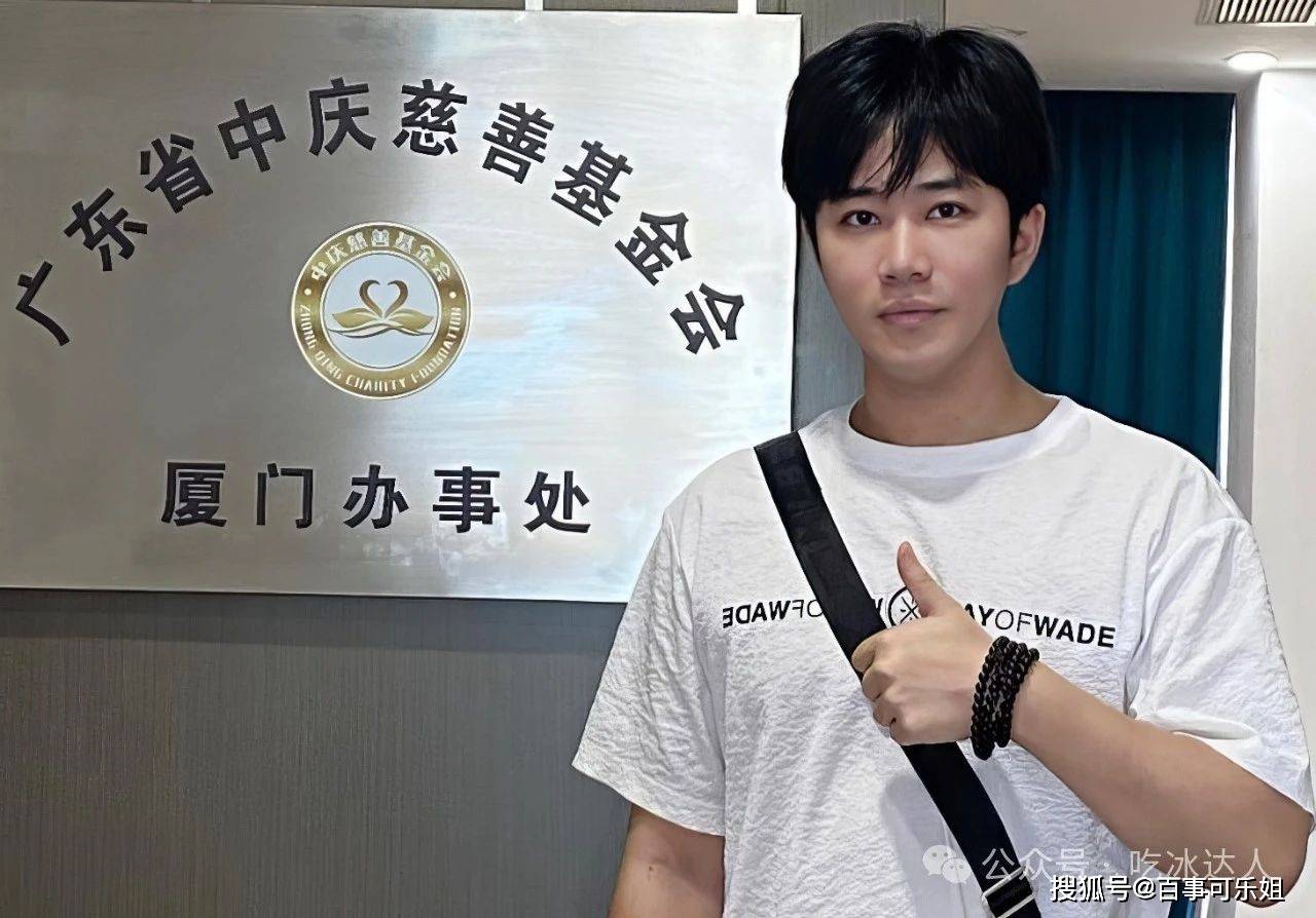 28歲男星陷入昏迷！「肺癌晚期」沒錢治療，網友感慨世態炎涼