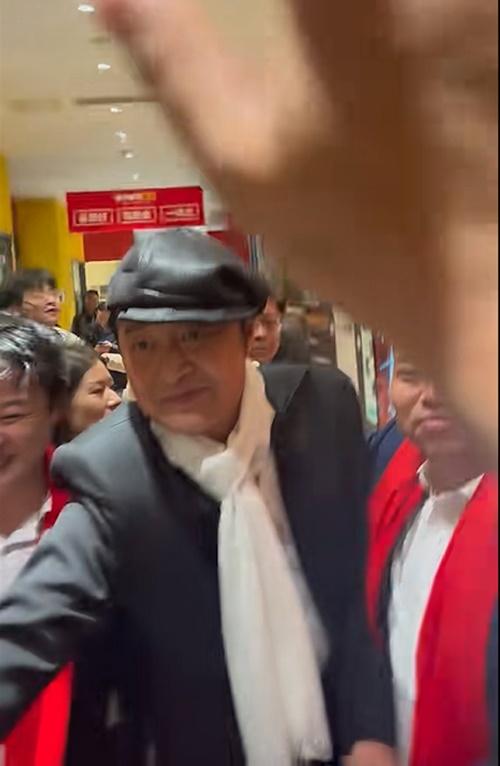 瓊瑤劇第一美男「62歲生圖流出」網驚：歲月無情　「公開三封親筆信」哀悼恩師