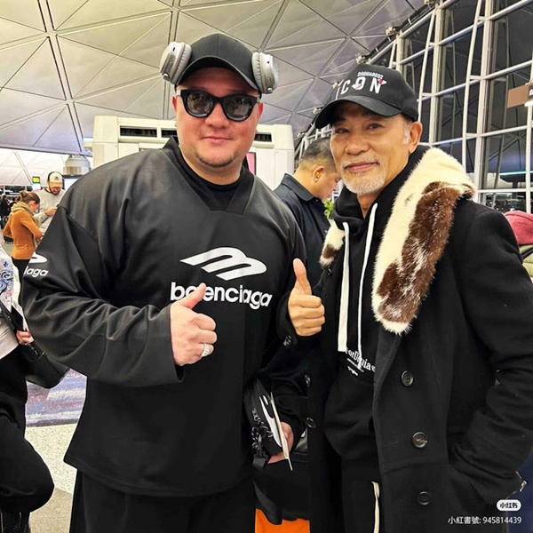 資深男星機場被巧遇「鬍子全花白」　太太是名模「20歲女兒身高180公分」還是學霸