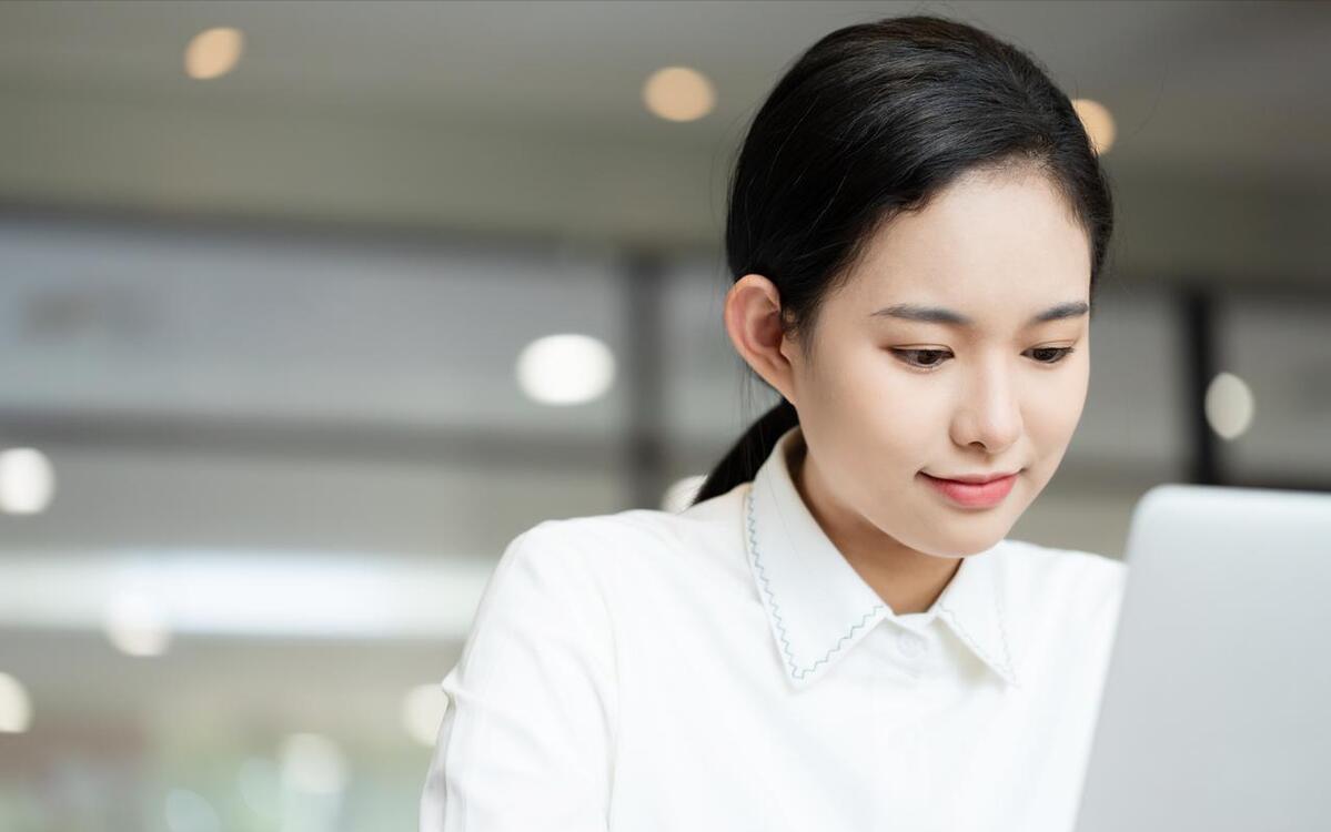 弟媳快要生產！媽媽打電話來「要我出月子中心費用」　還親情勒索「說我從小就欠了弟弟」一聽金額我傻了