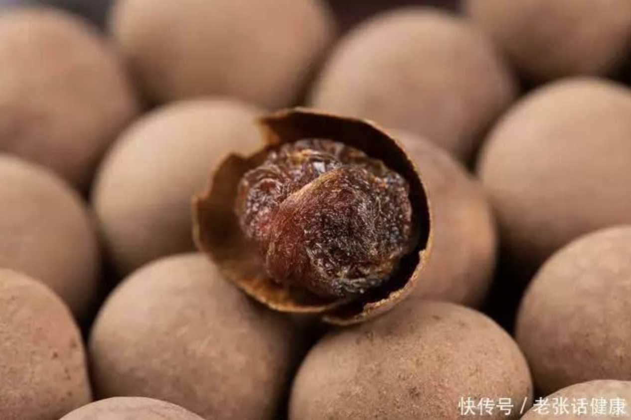 桂圓乾泡水別亂泡！一次放「3-5顆」剛剛好　泡之前「注意五件事」：這類人要多喝
