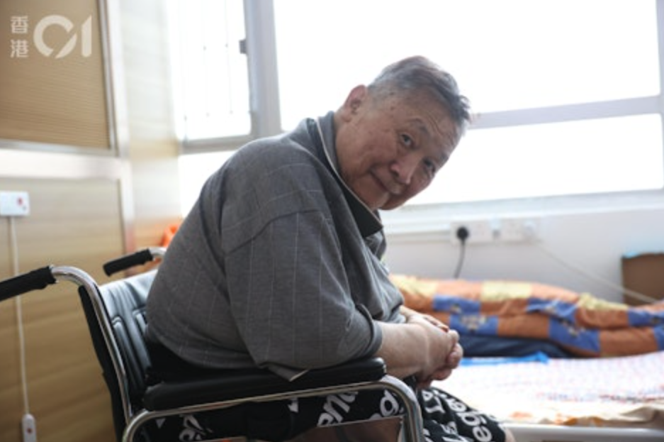 晚年住養老院！78歲資深男星「2度緊急送醫」　替女兒還債「卻被拋棄」感嘆：不怪她