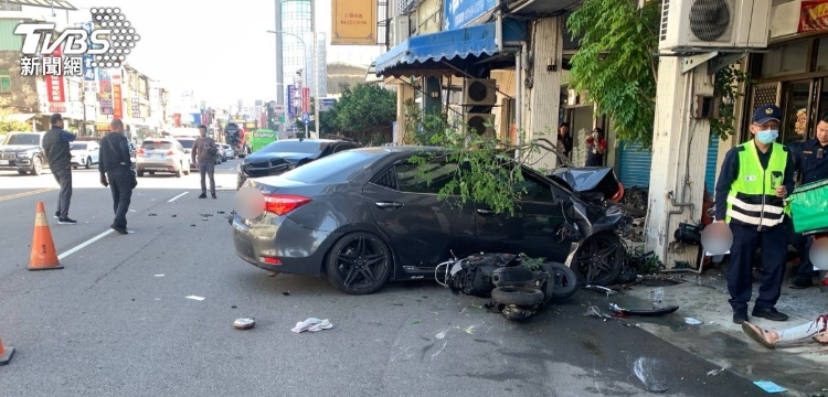 路上直衝猛撞！台中22歲男「釀1死3傷」　媽媽醫院喊「我兒子在等開刀」快閃